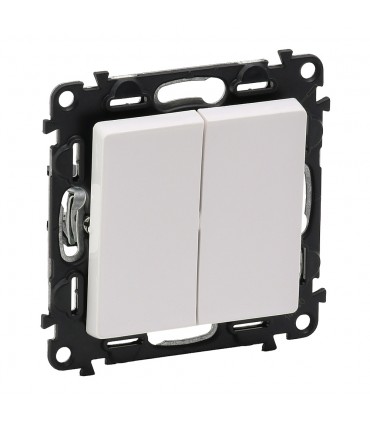 #1047 752108-LEGRAND-1000