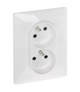 #4804 dvojita-zasuvka-le-753186-valena-life-230-16-legrand
